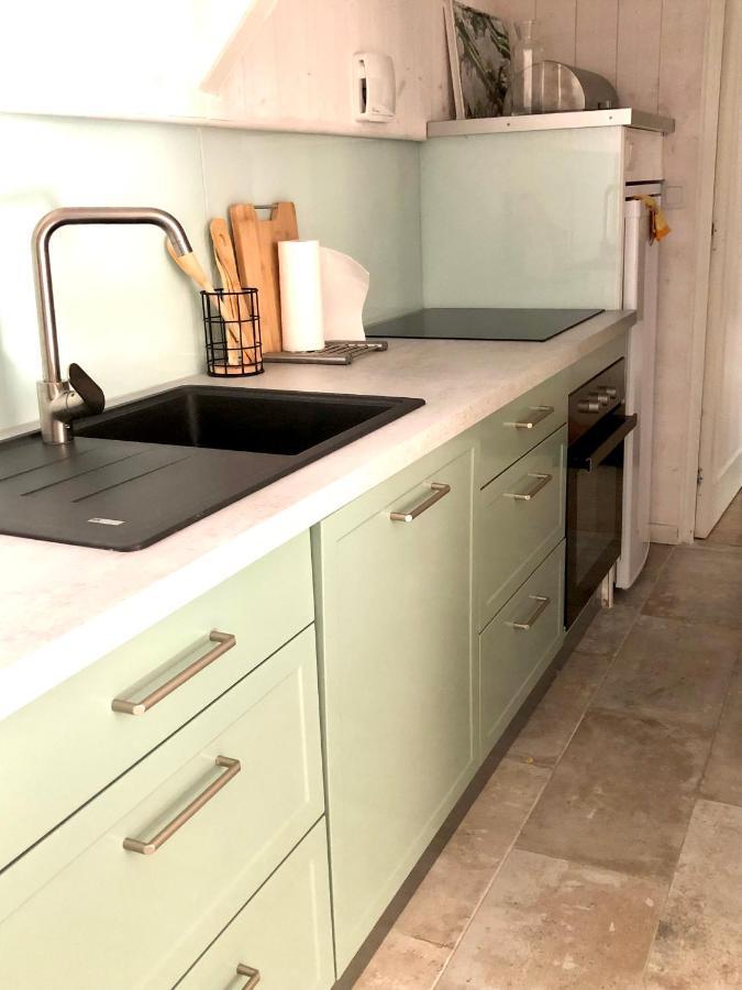 Holiday home Petit Au Milieu De La Verdure Coulounieix-Chamiers